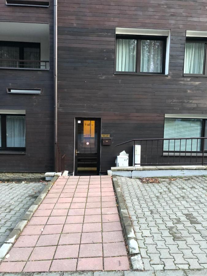 Utulny Apartman Triangel 50M Od Lyziarskeho Vleku Zahradky Donovaly Extérieur photo